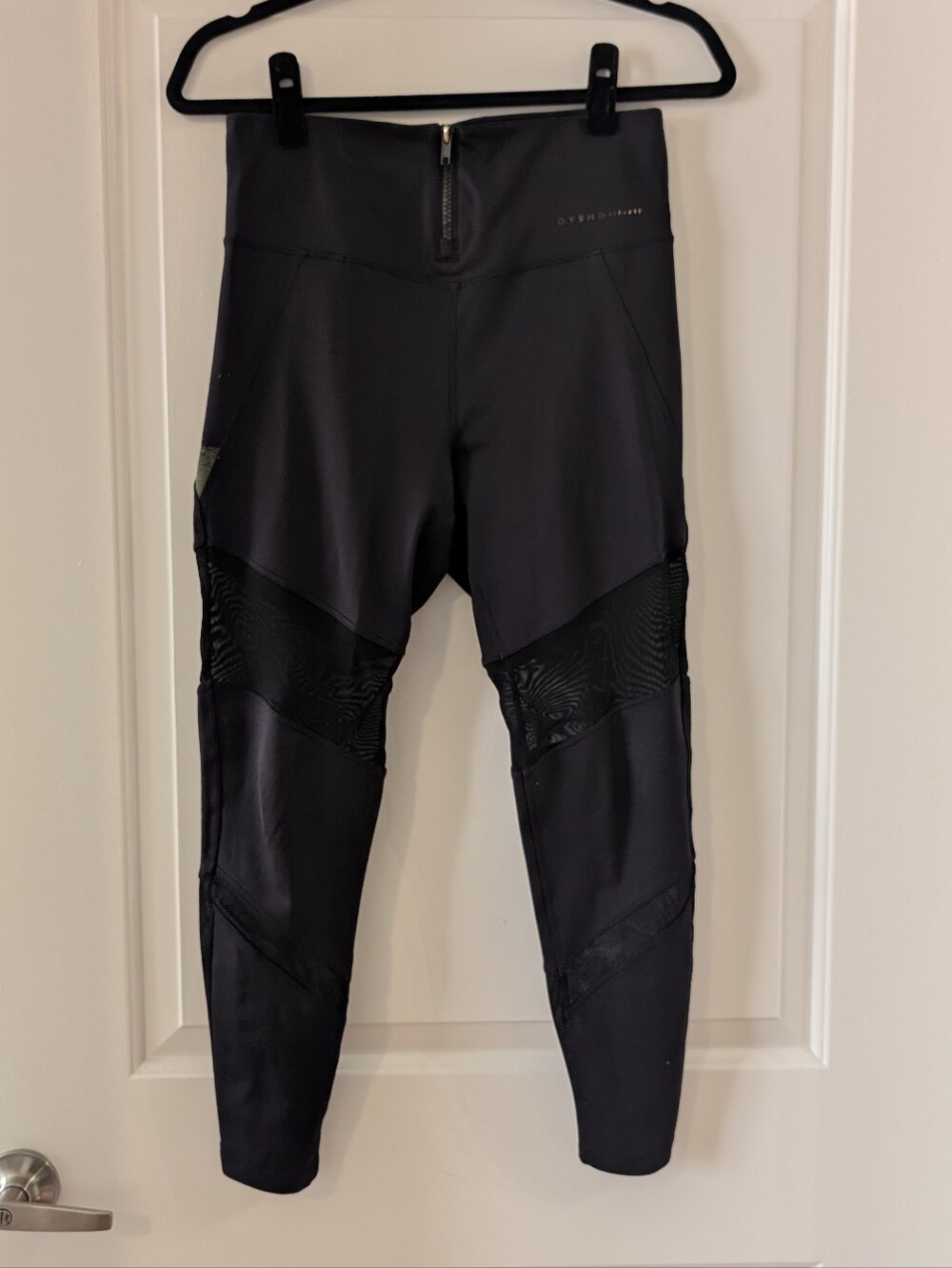 EUC Oysho Black High-Waist Leggings w/ Mesh Detail - Sz M